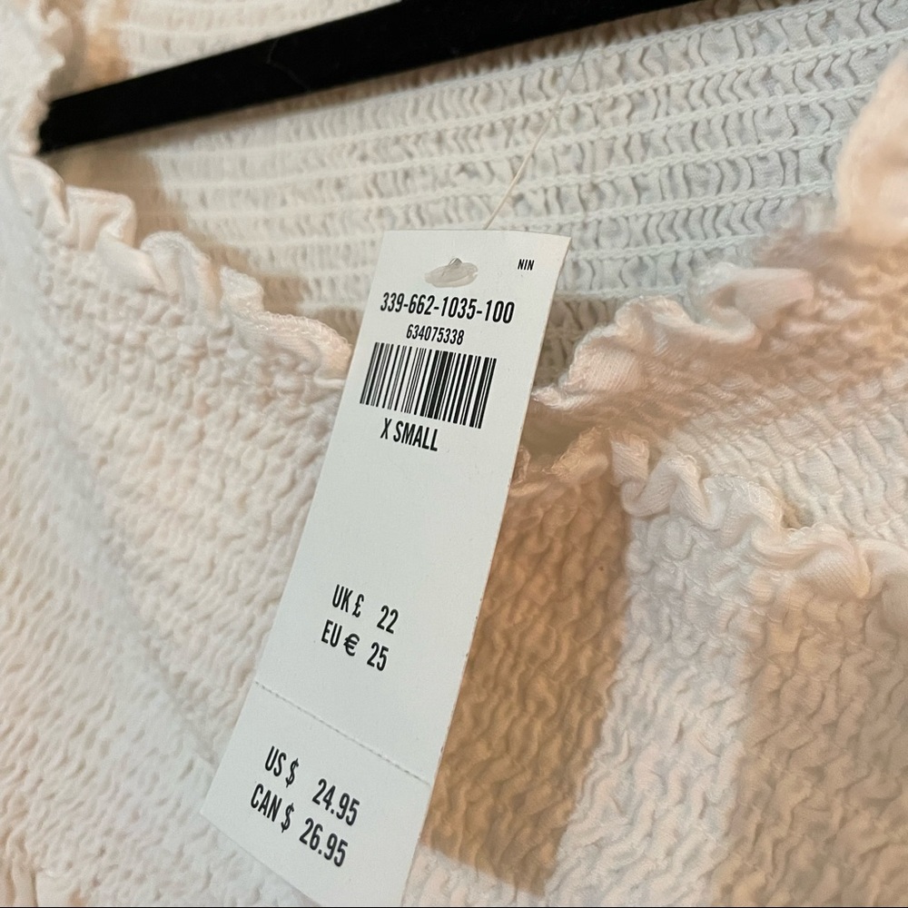 NWT Hollister Smocked Wrap Off-The-Shoulder Crop Top White XS - Picture 5 of 7